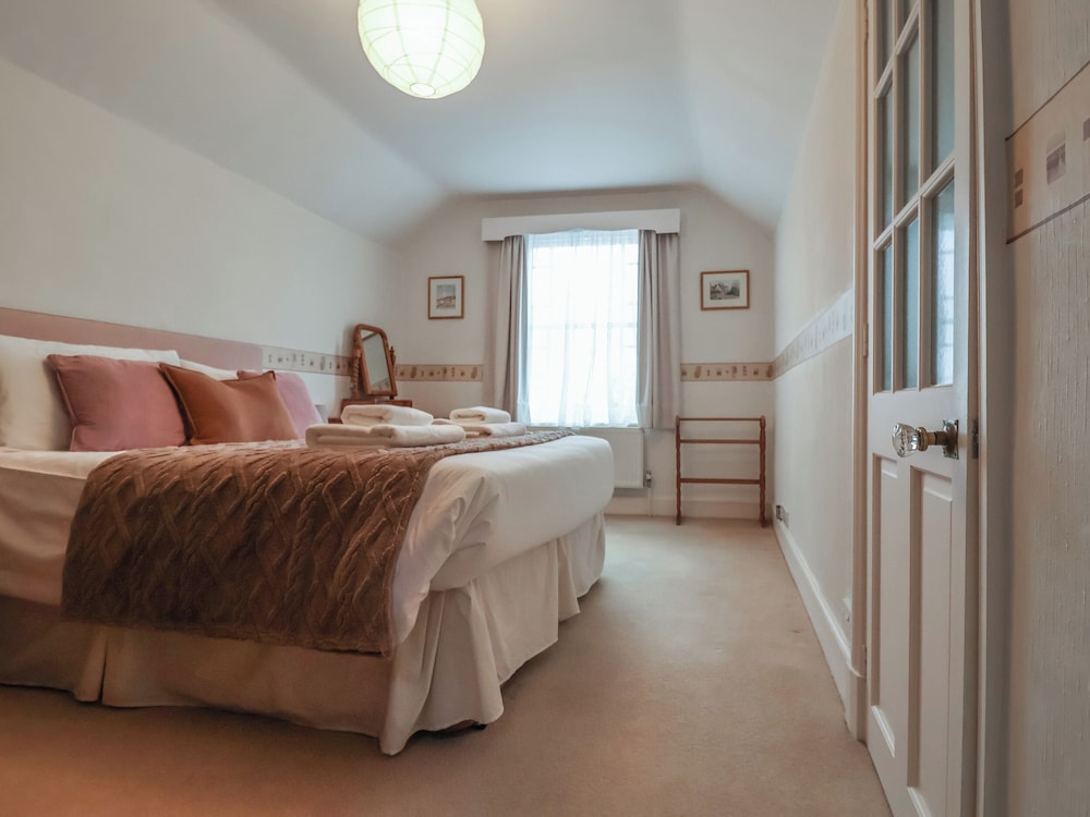 Iona Cottage