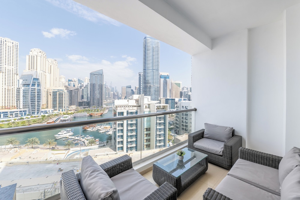 Waterfront 3BR with Marina View at DEC