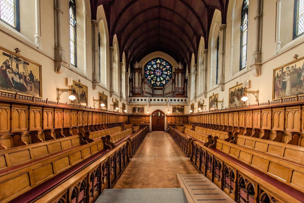 DCU Rooms at All Hallows College - Hostel
