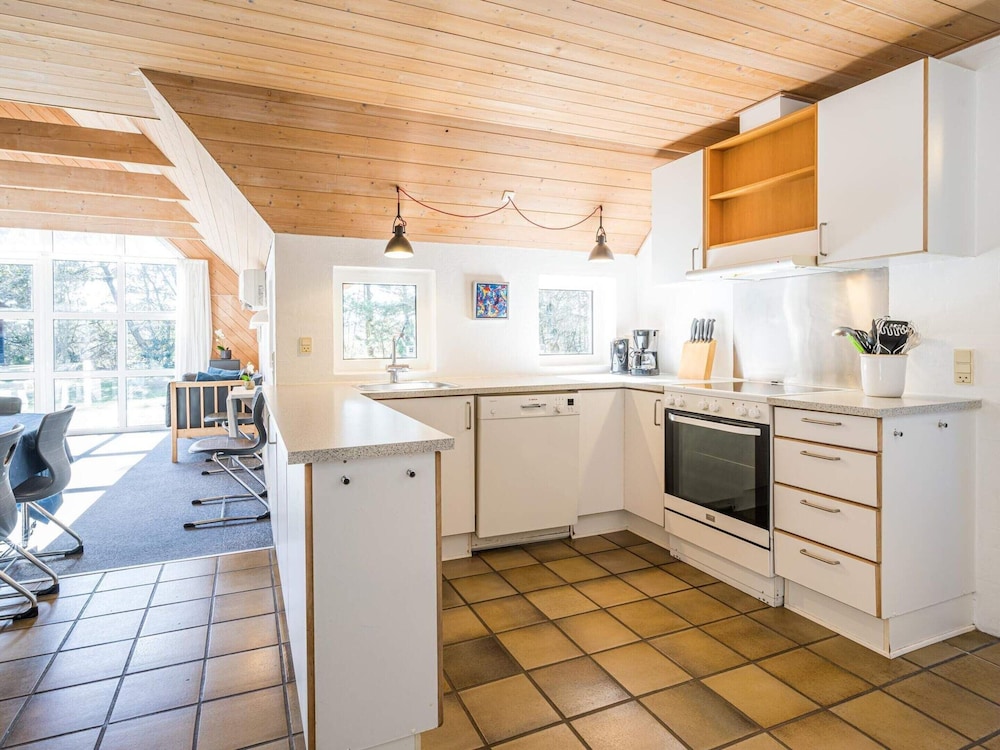 10 Person Holiday Home in Norre Nebel view 2