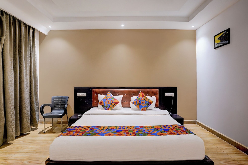 Fabhotel Bay Breeze