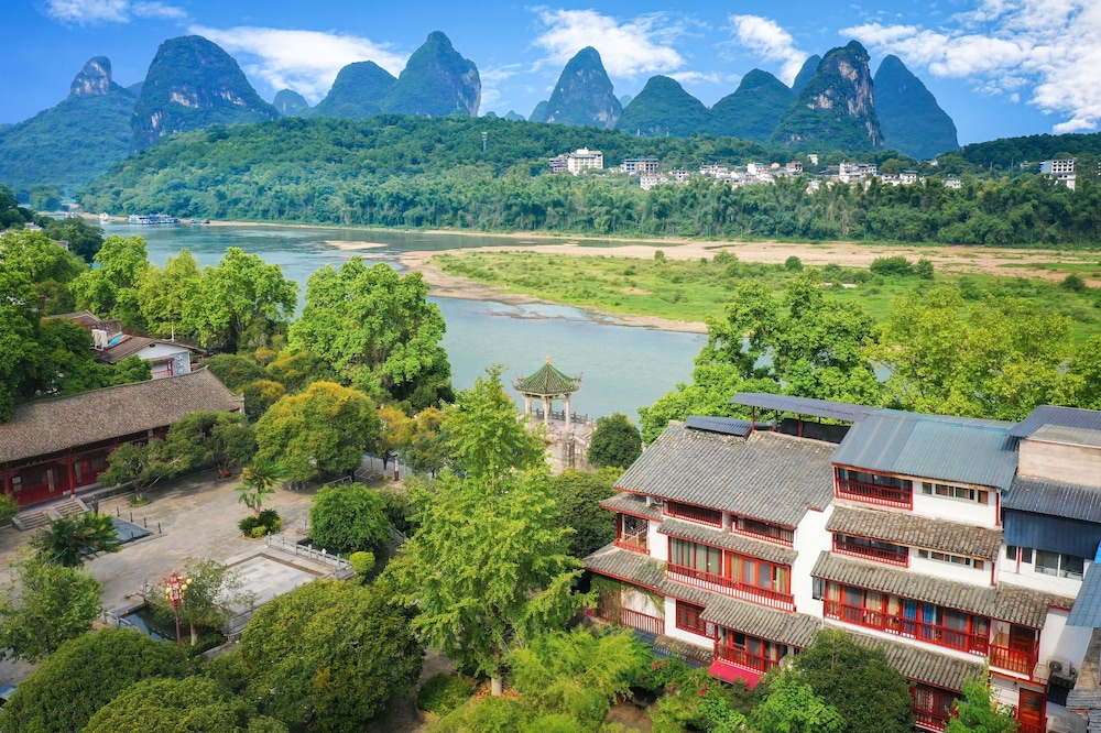 Yangshuo Riverview Hotel