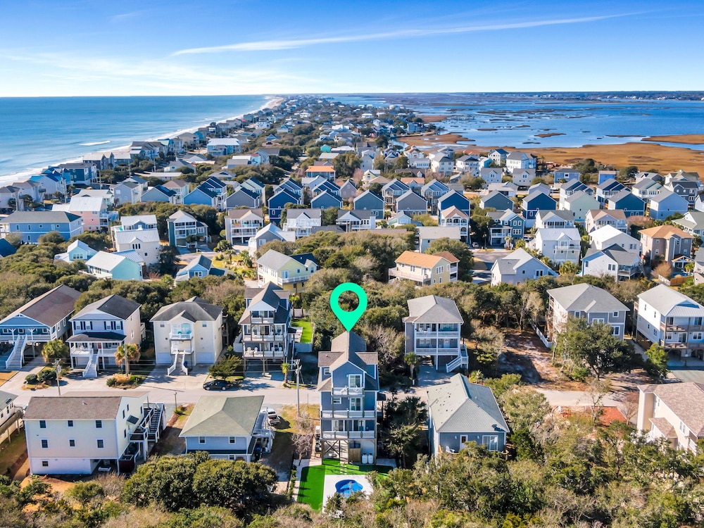 Across the Pond by Topsail Realty