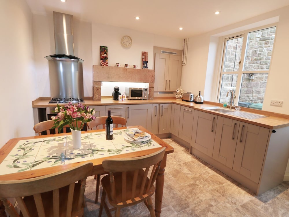 Netherlea Cottage view 5