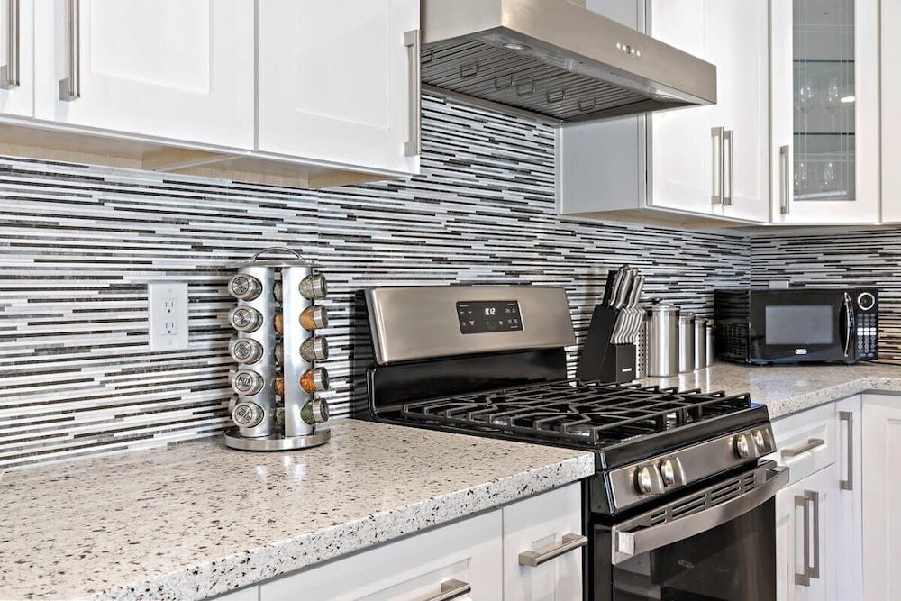 @ Marbella Lane - Modern Refreshing Home