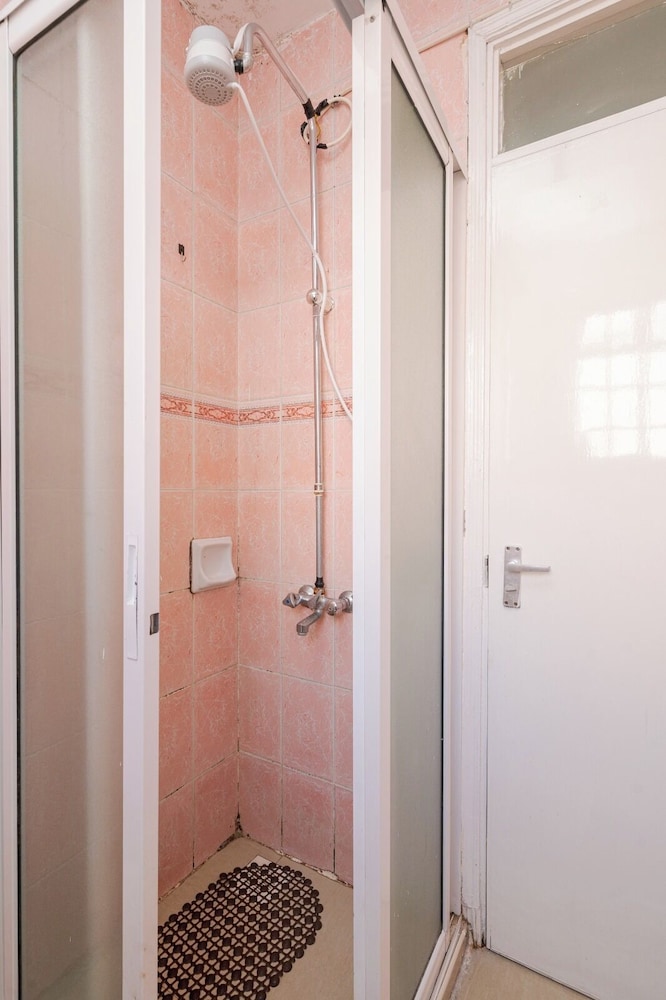 Lux Suites Langata Paradise Apartments