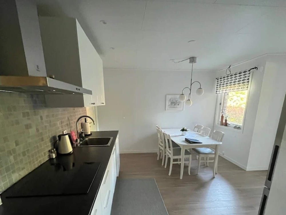 5 Star Holiday Home in Mollosund