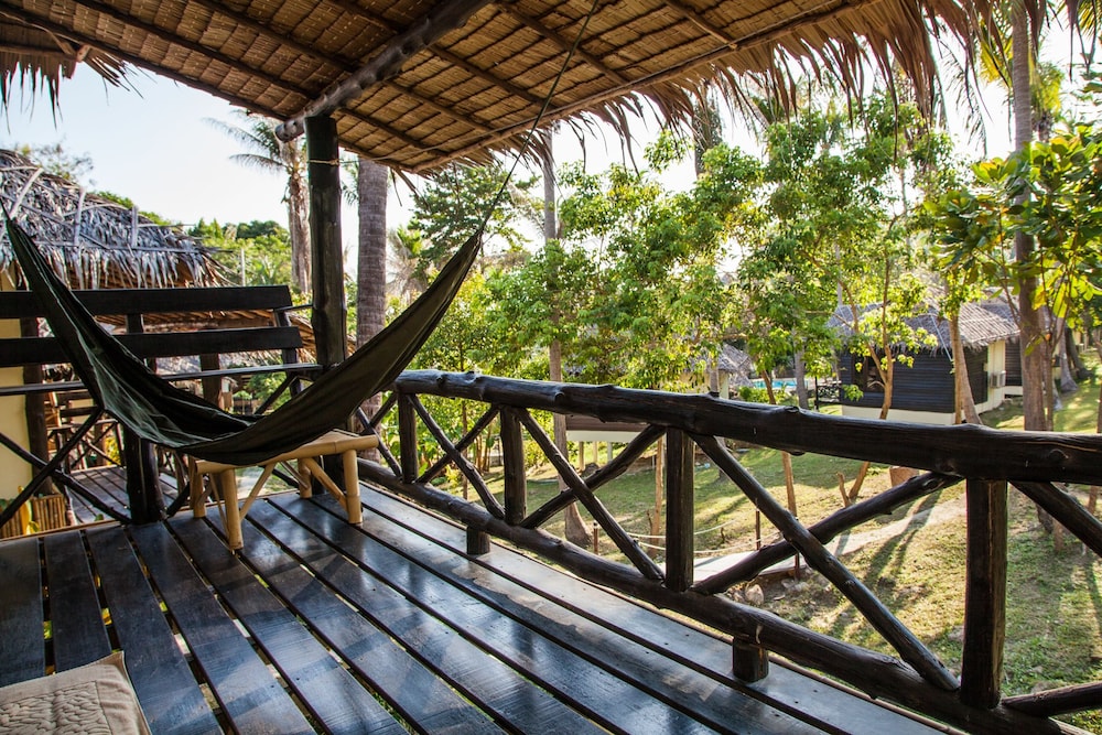 Shiralea Island Resort