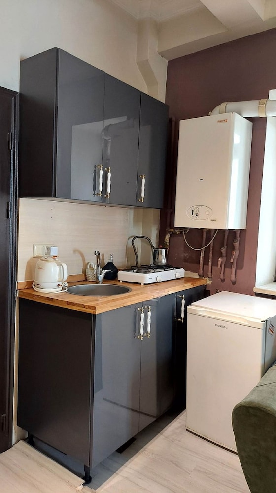 Green Bird Süit - Image 46