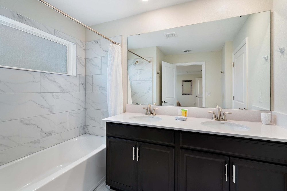 Championsgate Resort 4 Bedroom Private Pool Townhome 4 Townhouse