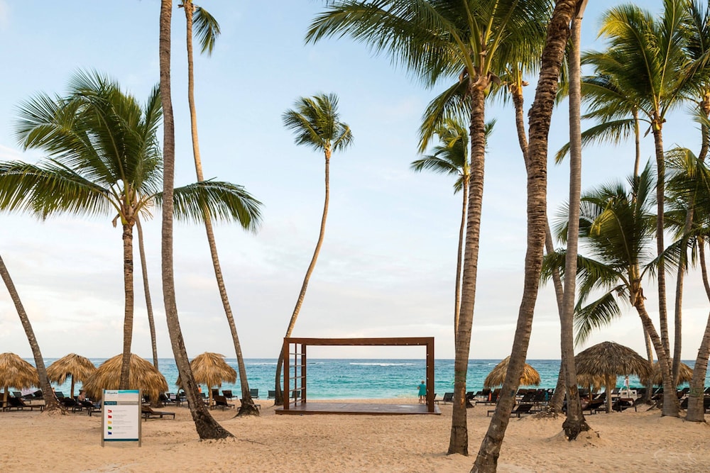 Royalton Hideaway Punta Cana, An Autograph Collection All-Inclusive Resort & Casino – Adults Only photo 13 of 147
