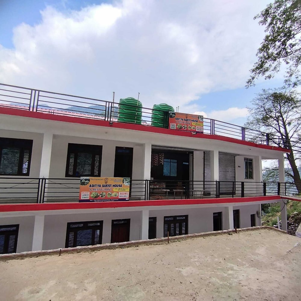 Aditya Guest House And Restaurant