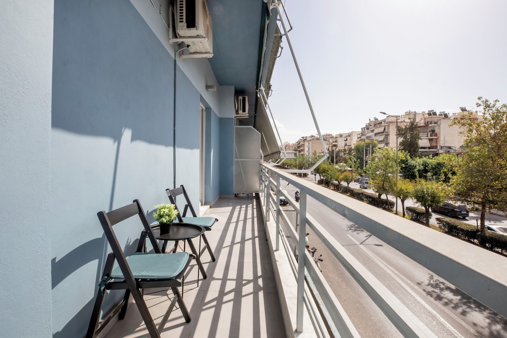 Brisk - Chic 1-BR Apartment in Athens