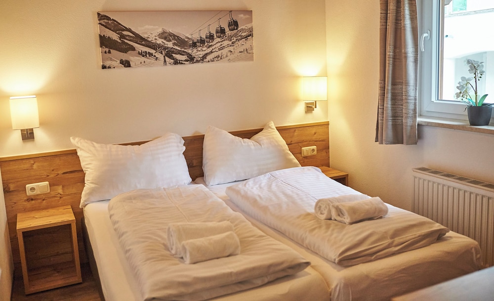 Delfi Ski & Bike Apartments