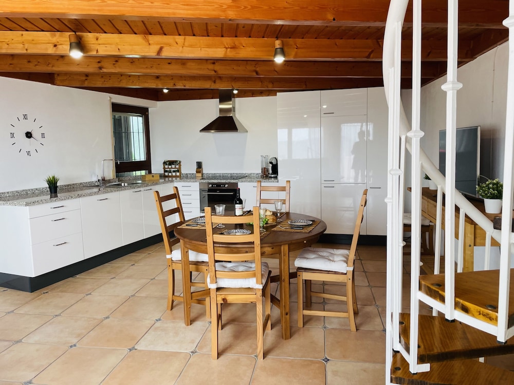 Casa Rural Comares con Piscina Privada by At Home