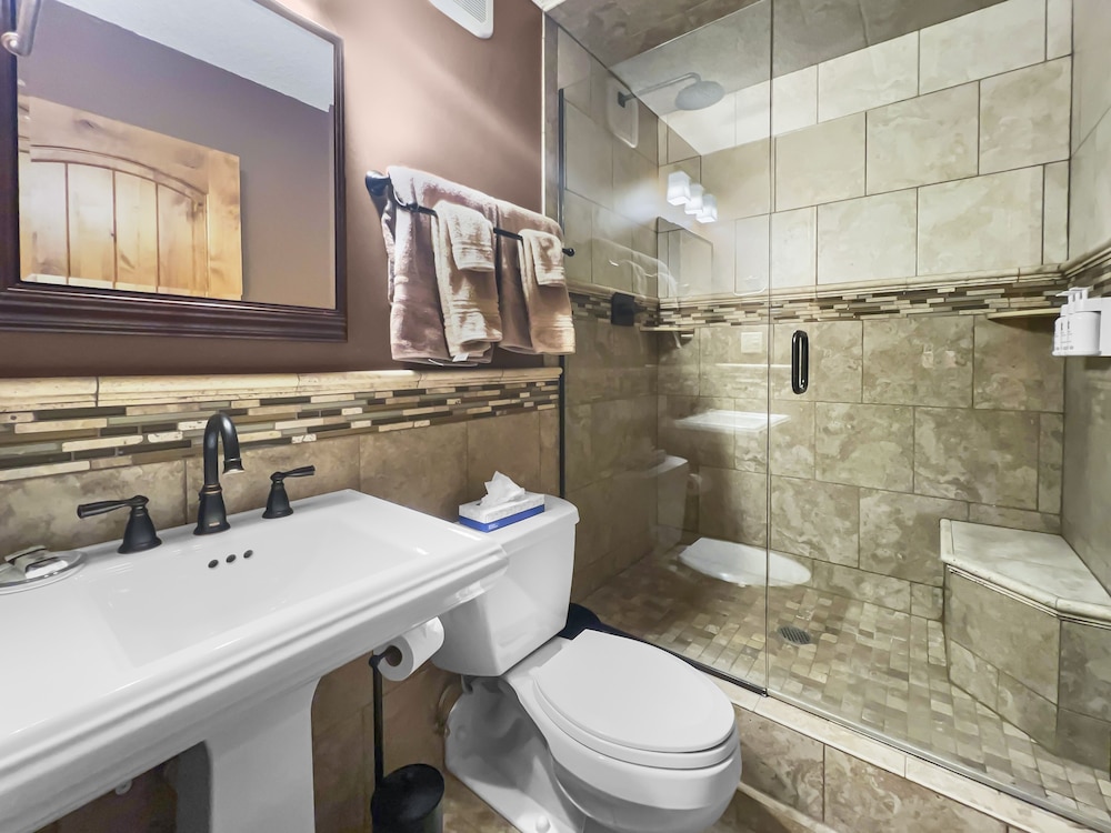 SkyRun Copper Mountain Resort Vacation Lodging