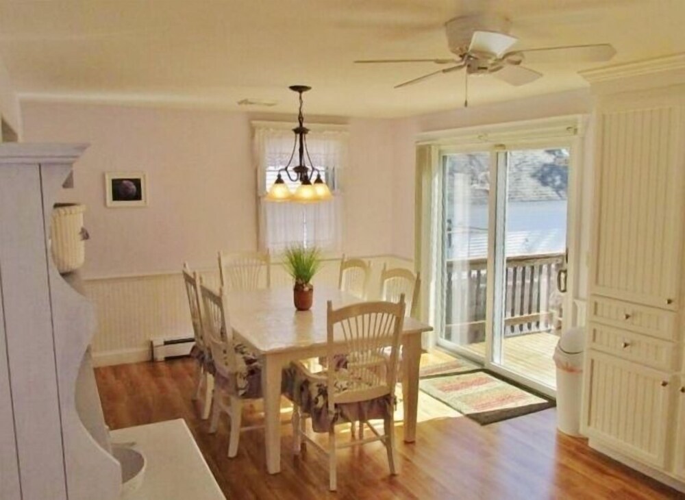 Charming East Falmouth Home: Walk to Private Beach