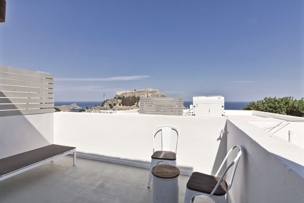 Lindos Comfy Suites
