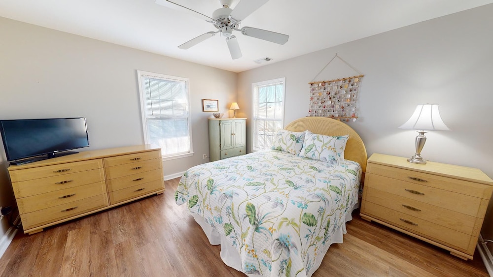 Dolphin Watch Tybee Vacation Rentals