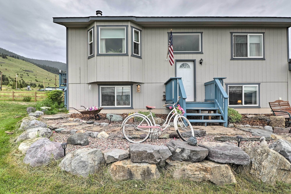 Flathead Lake-view Studio: 38 Mi to Blacktail