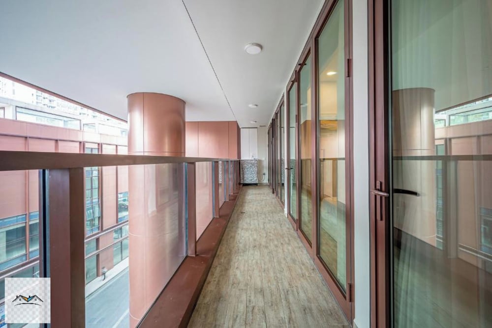 Hotel Landmark 81 Residence Skyline - Image 1