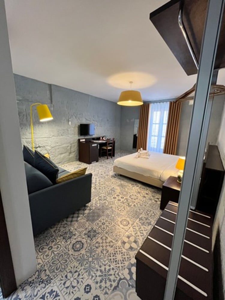 MyTravel House