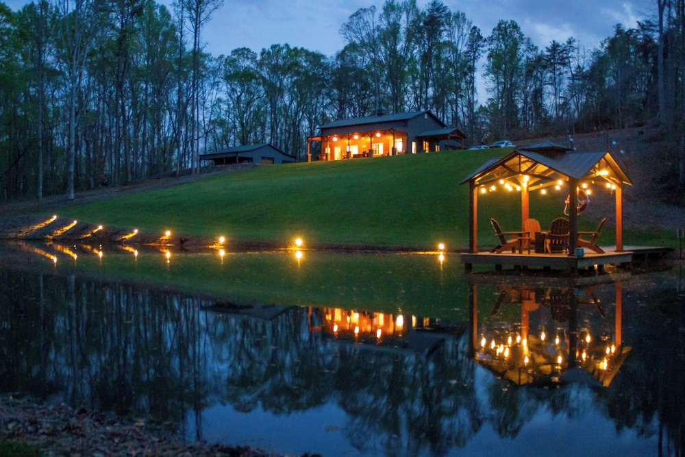 Family-friendly Barndominium Near Greenville!