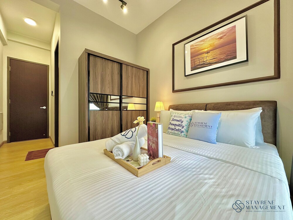 Country Garden Danga Bay Sea View Homestay by Stayrene