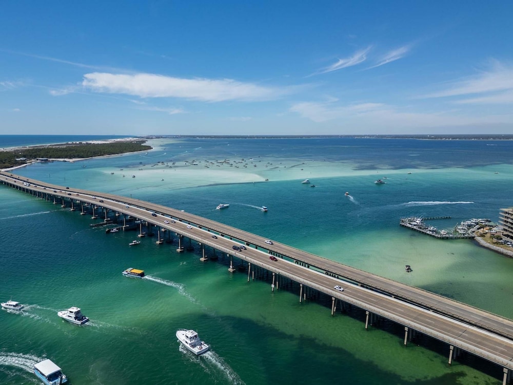 Destin Daydream