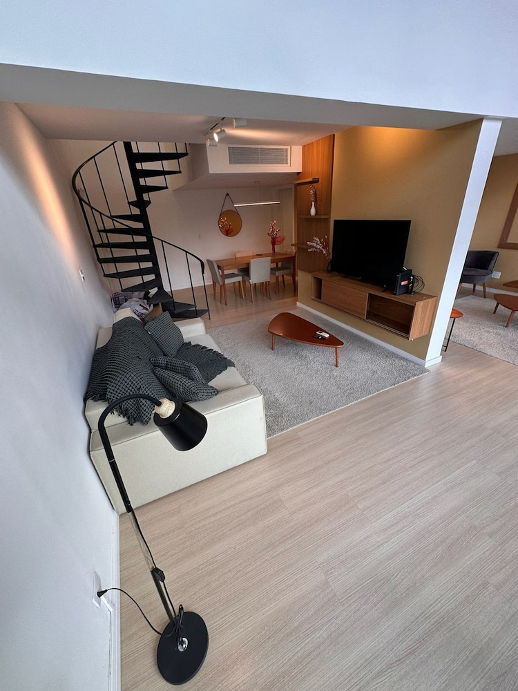 Urban Park Incredible 1 BDR Duplex in Bela Vista