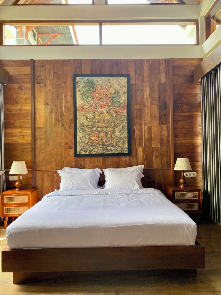 Omnni Villa Borobudur