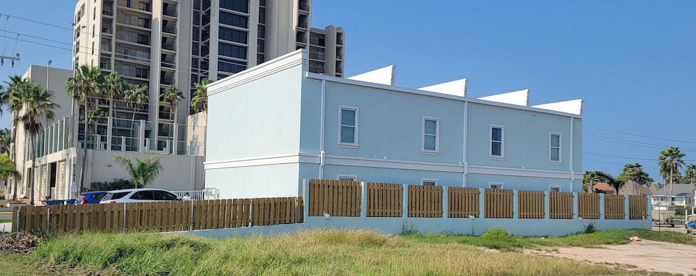 Villas de Laguna 2