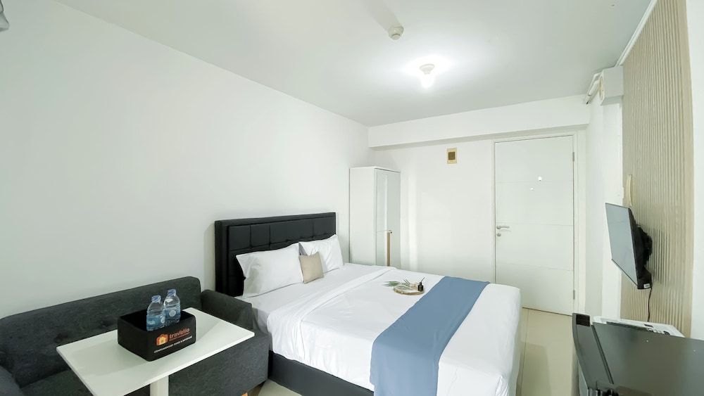 Brand New Studio At Bassura City Apartment Near Mall