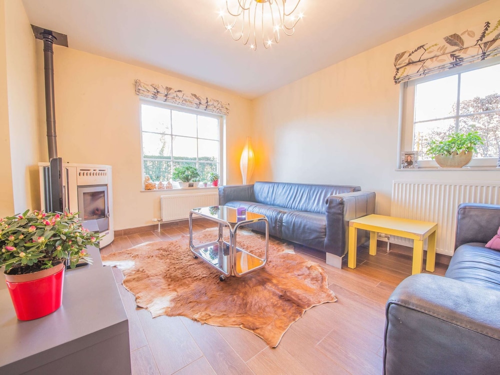 Holiday Home Le Jardin de Satine et Celestine in Durbuy