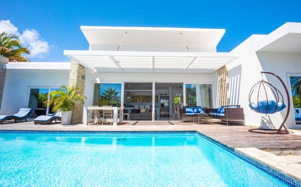 Villas Agua Dulce
