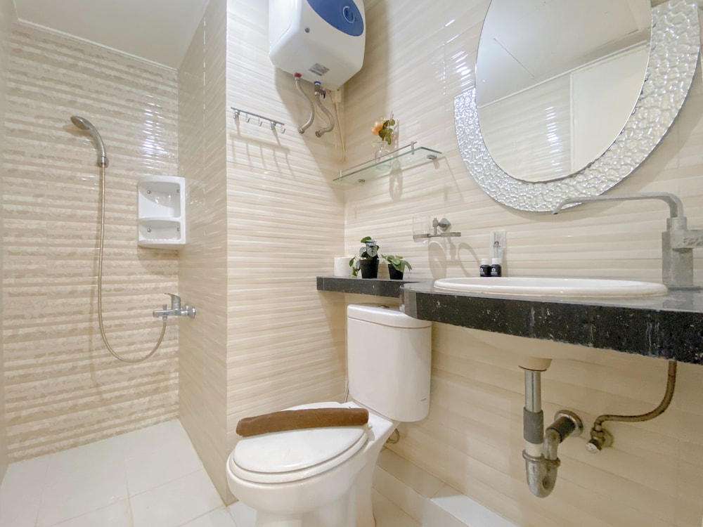 2Br Near Baywalk Mall Apartment At Green Bay Pluit