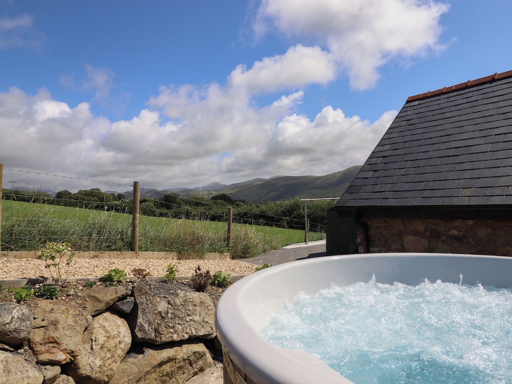 Bryn Eglwys Cottage