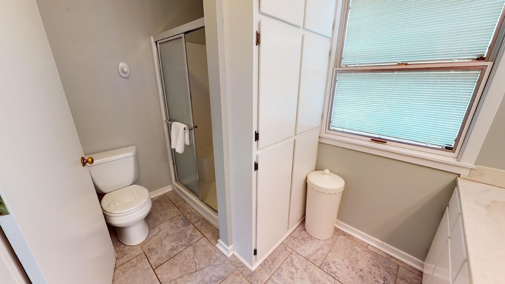 1111 2nd Avenue by Tybee Vacation Rentals