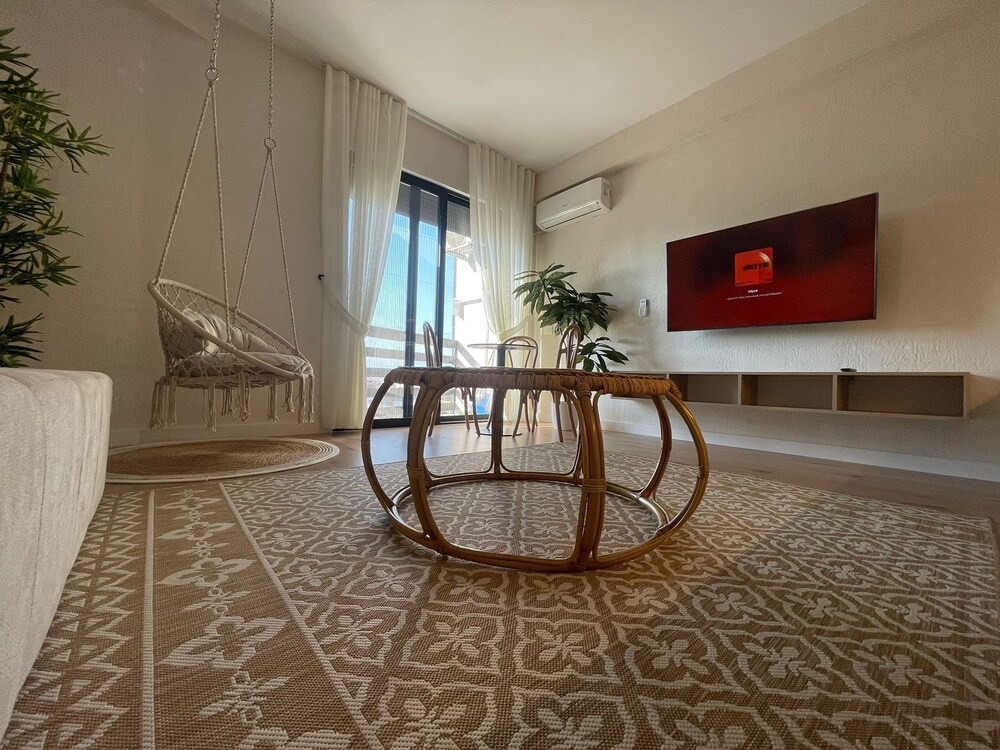 Boho Central Apartment