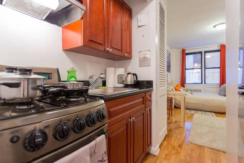 Beautiful Studio Near Central Park
