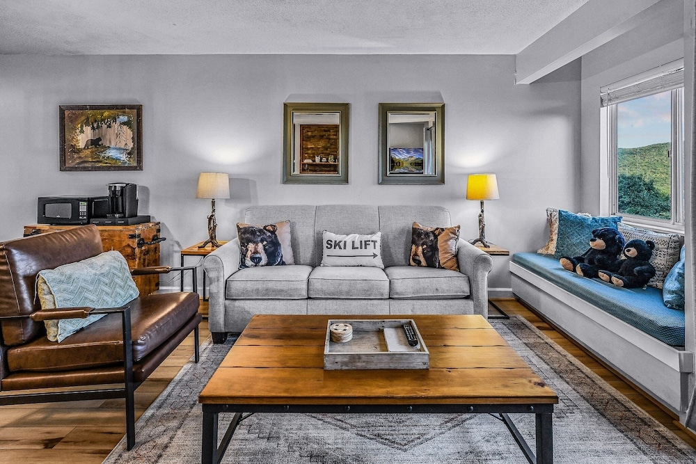 Heavenly View 2 Bedroom Condo