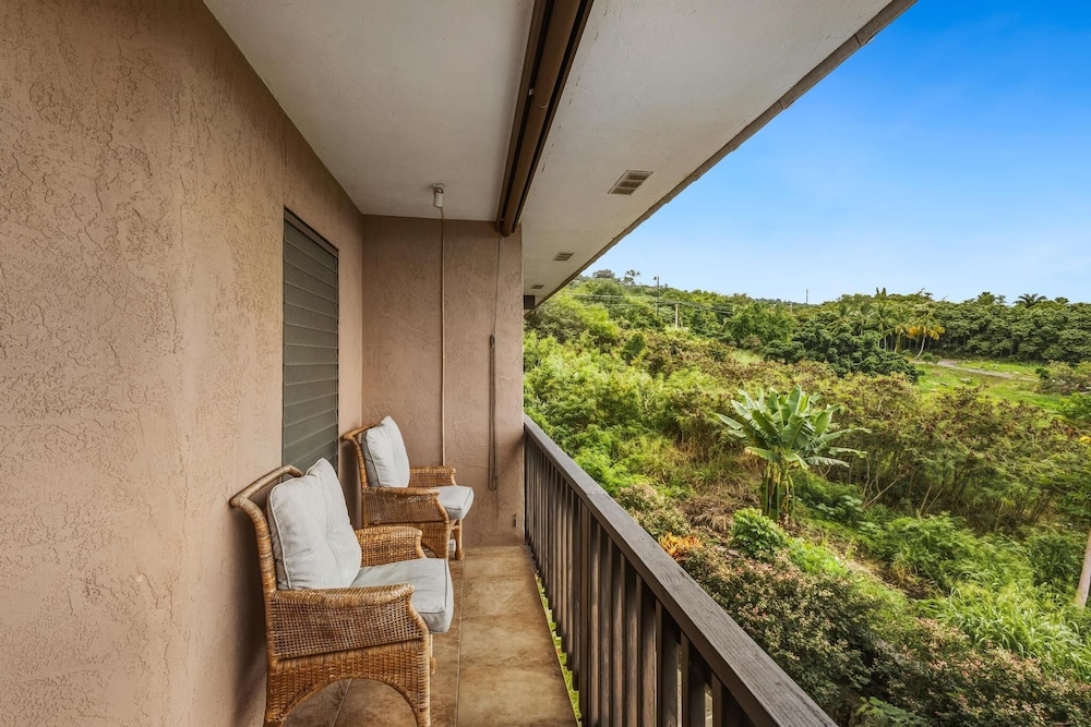 Big Island Kona Westwind 12 2 Bedroom Condo