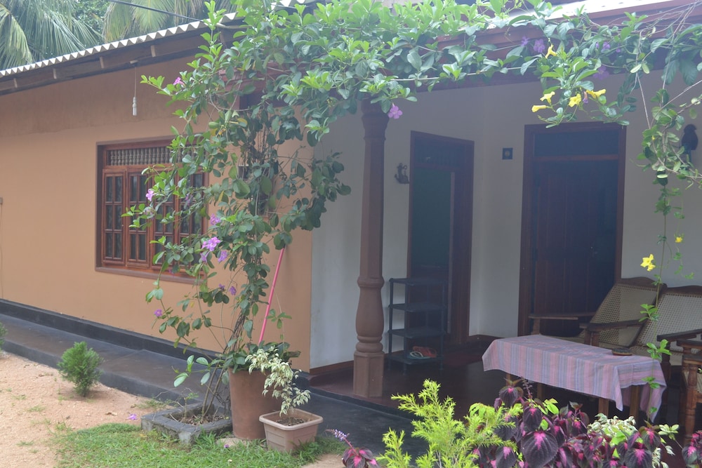 Sigiriya Nature Villa Lodge