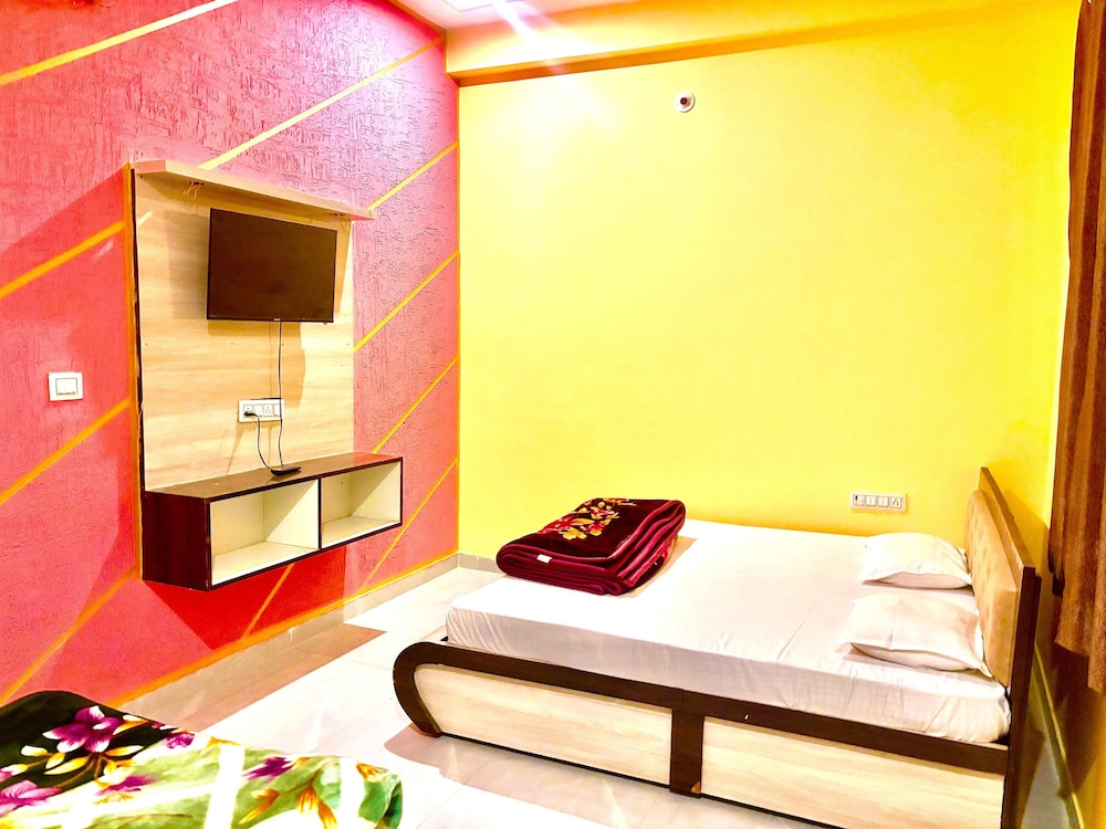 Hotel Rameshwaram Palace