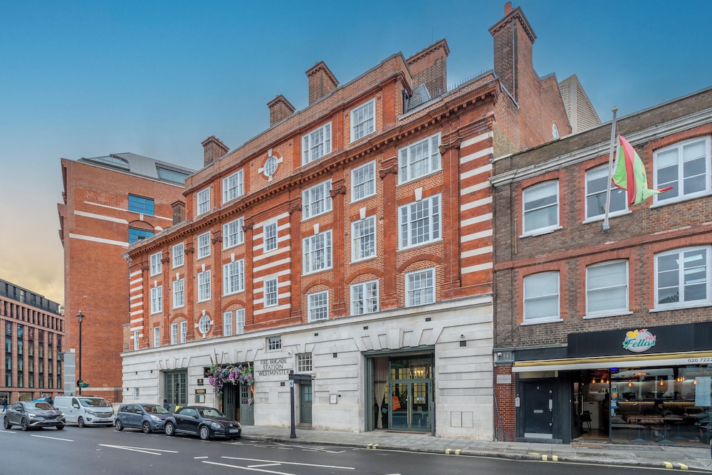 Luxury flats near Big Ben and London Eye
