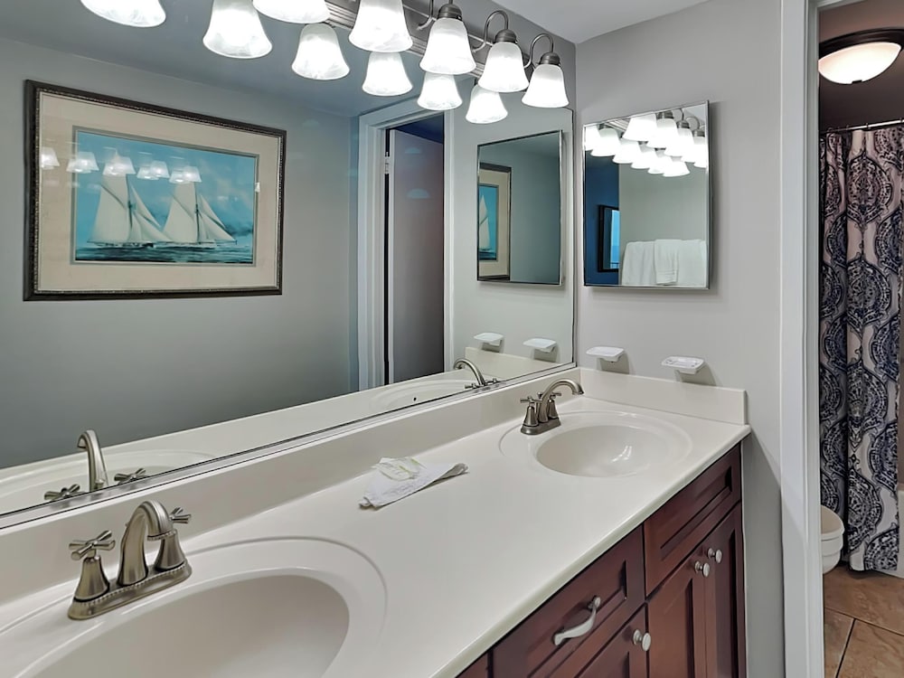 Phoenix I by Southern Vacation Rentals