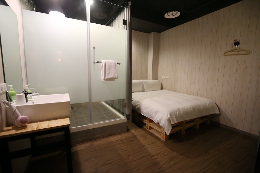 Nys Loft Hotel - Hostel
