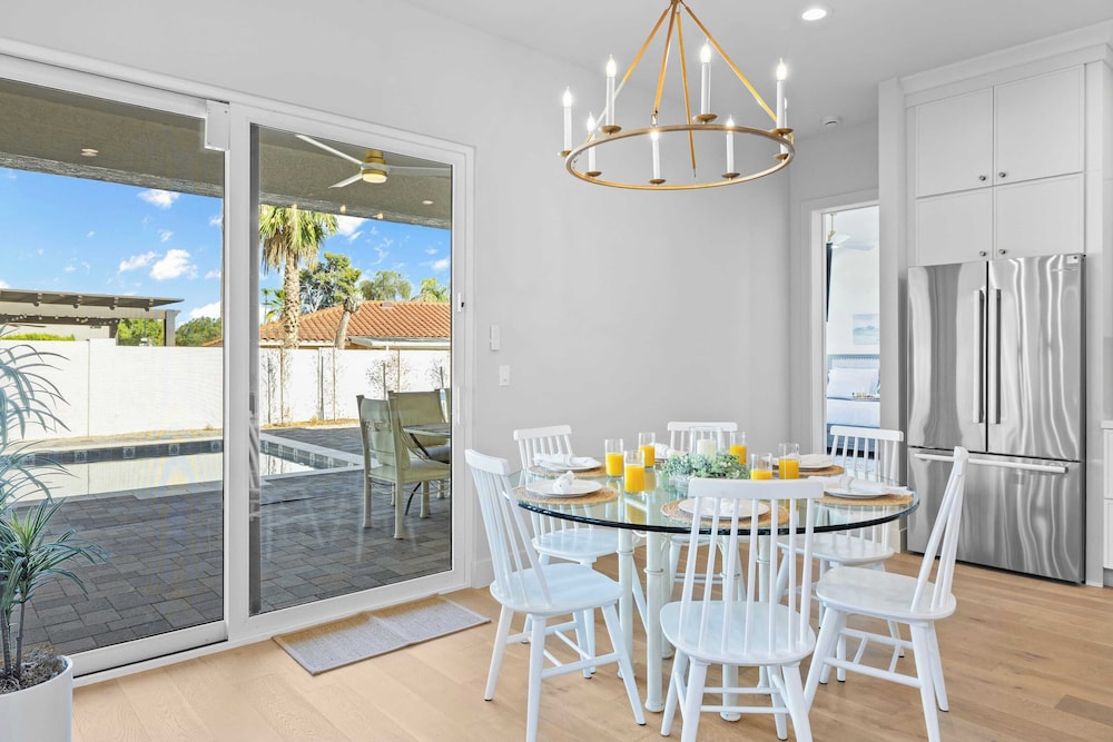 El Dorado by Avantstay Luxe 4BR w/ Pool, Putting Green, Fireplace Near Kierland