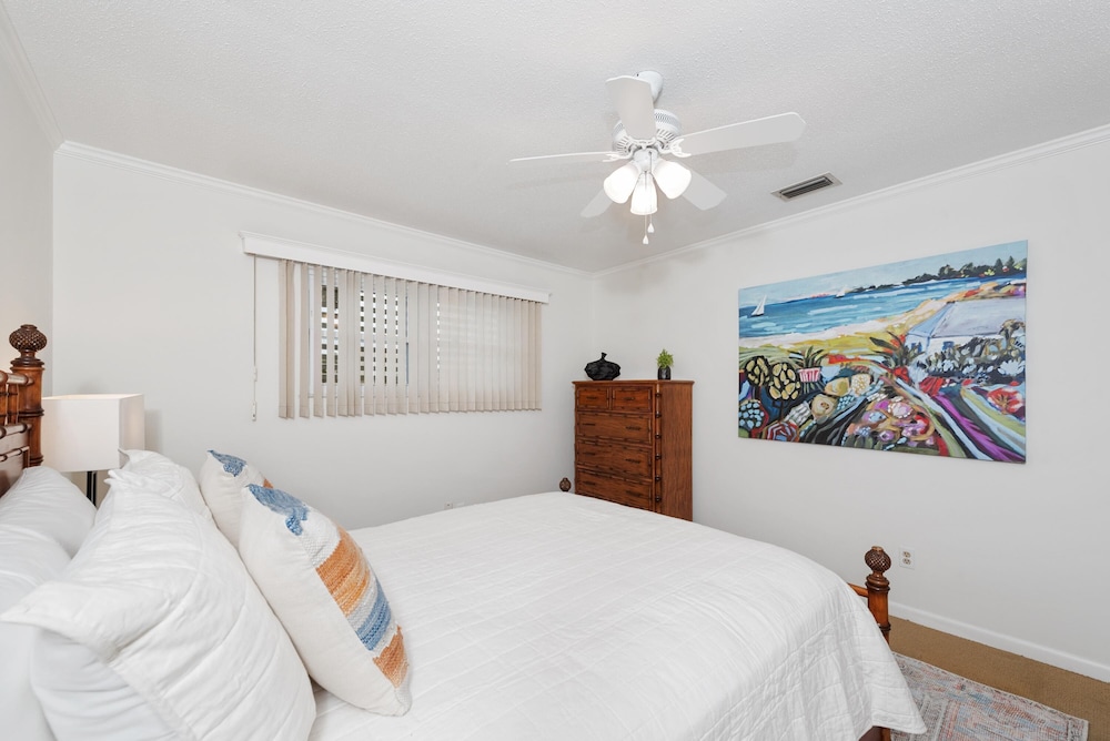 Beach Bungalow 1