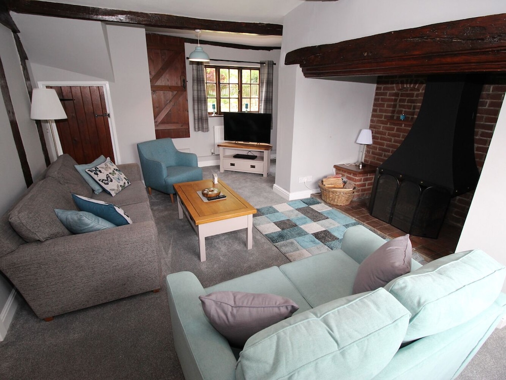 Stoke-on-trent Vacations - Stallington Hall Farm - Property Image 11